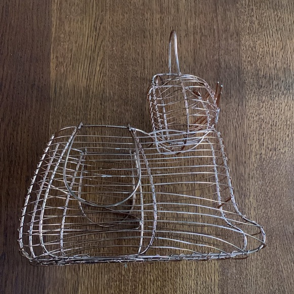Copper Wire Cat Basket - Picture 5 of 9
